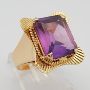 Prachtige 18 karaat Gouden Ring met Amethist edelsteen M16