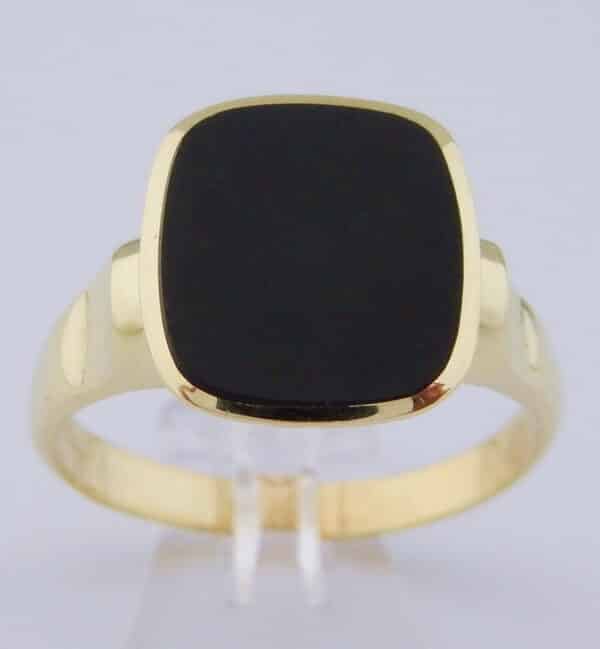 Grote en Zware 14 karaat Gouden Herenring Onyx Edelsteen