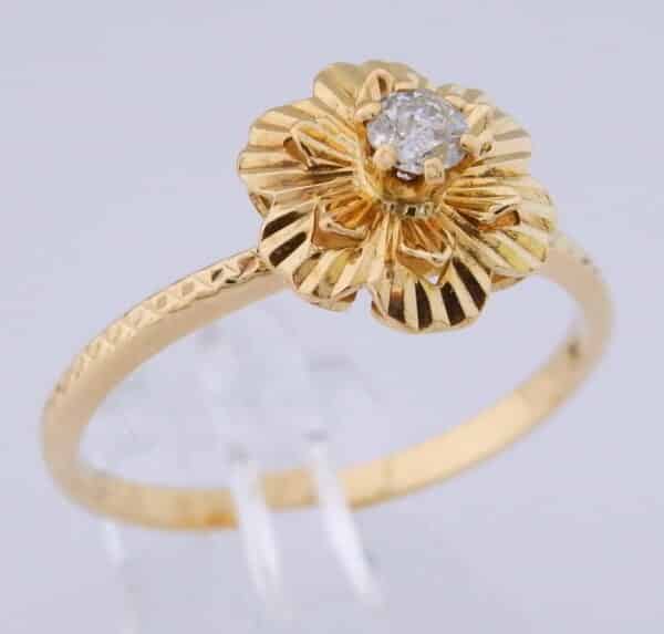 18 karaat Gouden Ring Solitair Damesring 0.15crt Diamant